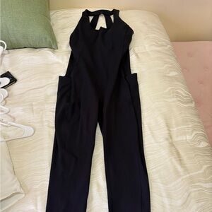 Chic Black Sleeveless Jumpsuit